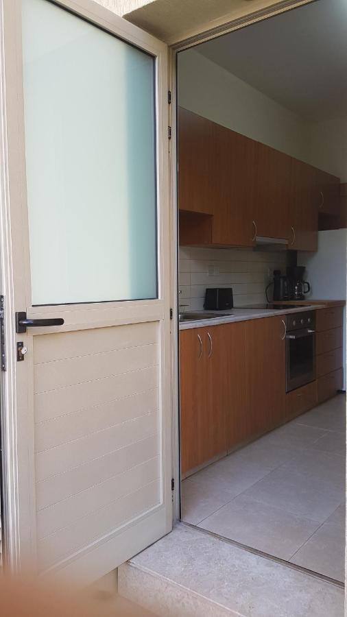Paphos Kerynia Apartments מראה חיצוני תמונה