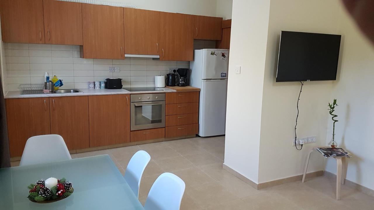Paphos Kerynia Apartments מראה חיצוני תמונה