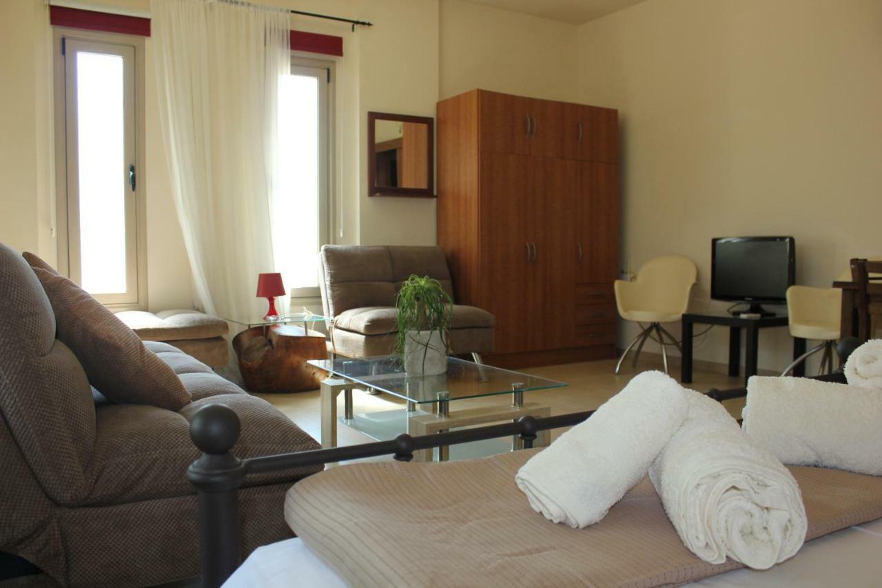 Paphos Kerynia Apartments מראה חיצוני תמונה