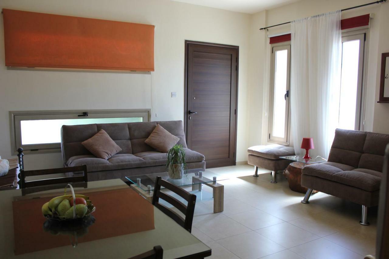 Paphos Kerynia Apartments מראה חיצוני תמונה