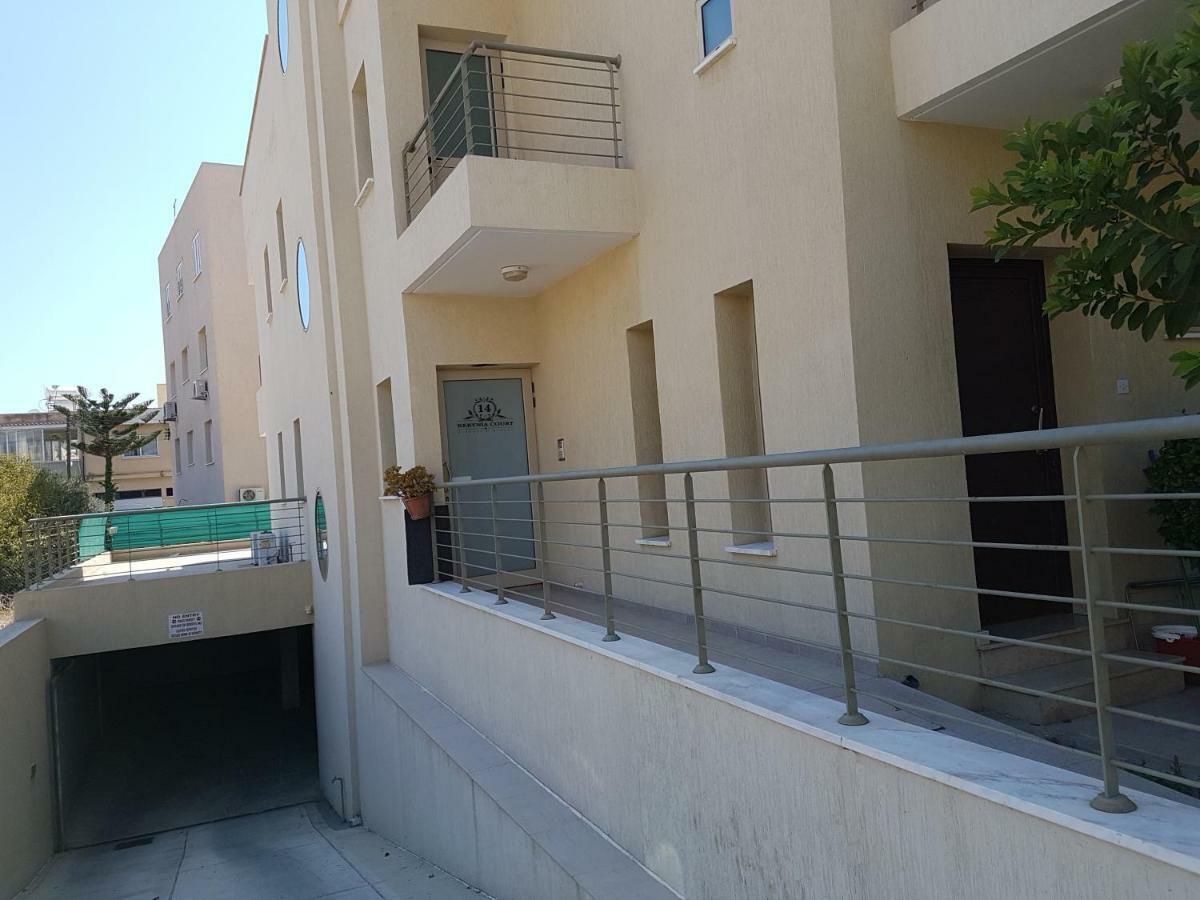 Paphos Kerynia Apartments מראה חיצוני תמונה