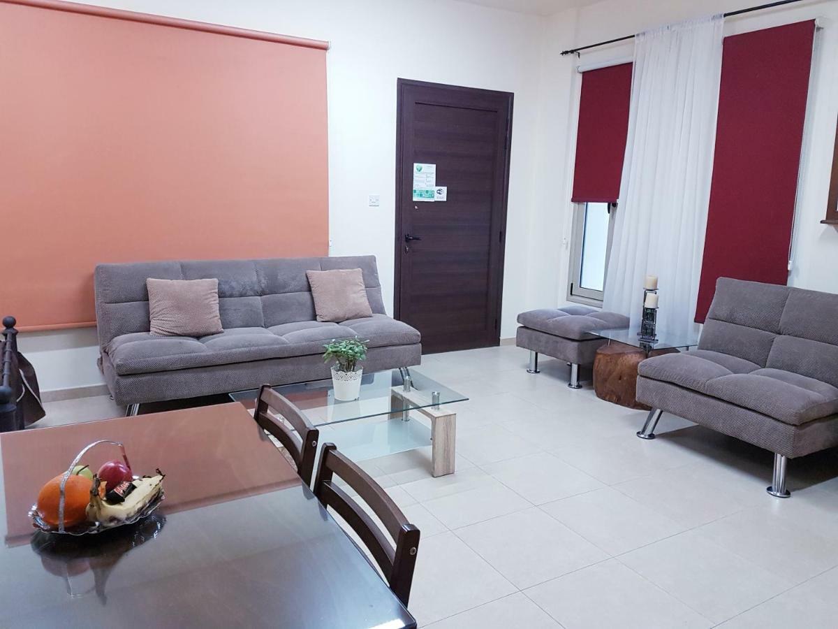 Paphos Kerynia Apartments מראה חיצוני תמונה